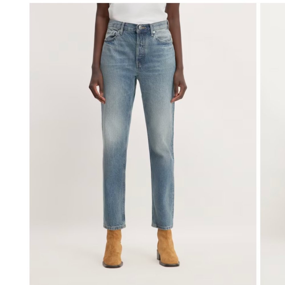 Everlane The '90s Cheeky Jean in Vintage Mid Blue